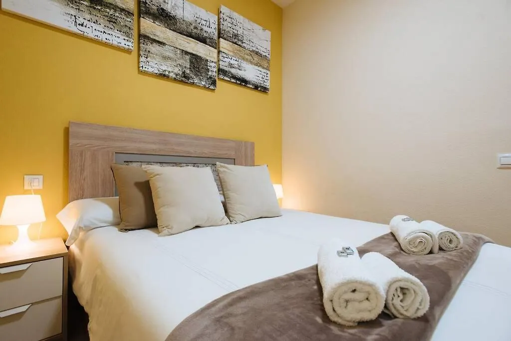 Cozy And Well Located Apartment In The Center Of Sevilha