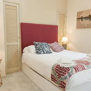 Homeyseville-bright At Santa Cruz 4 Pax, Parking Optional Siviglia