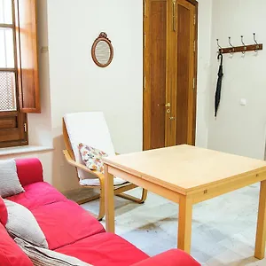  Apartamento Rentalsevilla A Pies De La Macarena