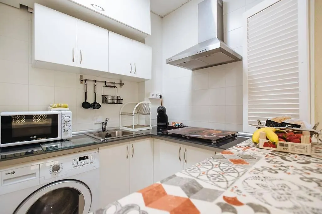Cozy And Well Located Apartment In The Center Of Seville 0*,  Spain
