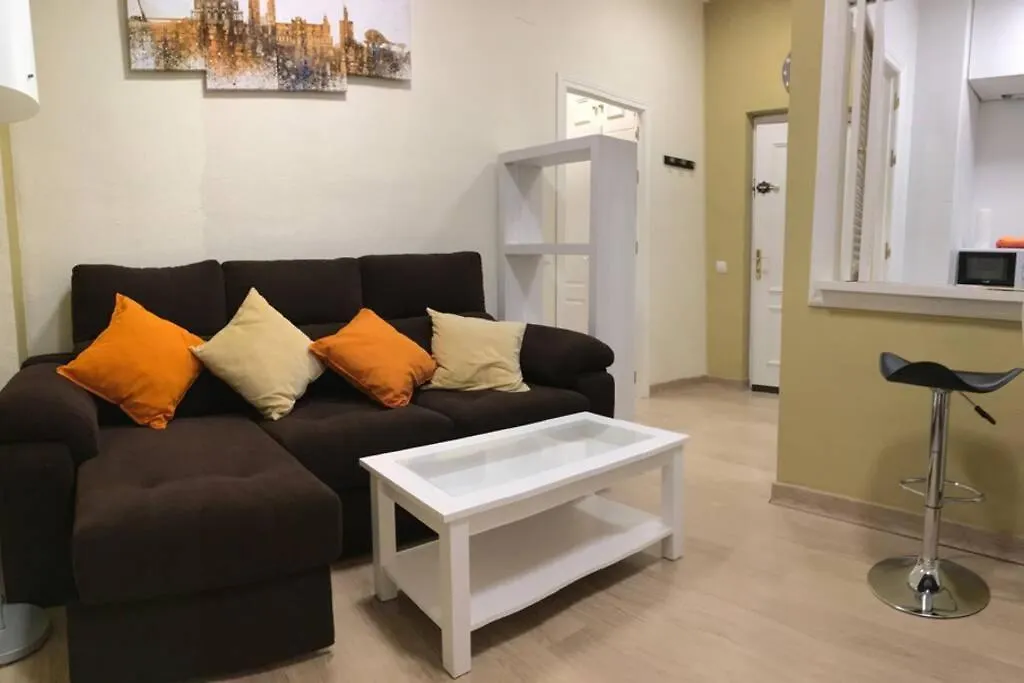Cozy And Well Located Apartment In The Center Of Seville Spain