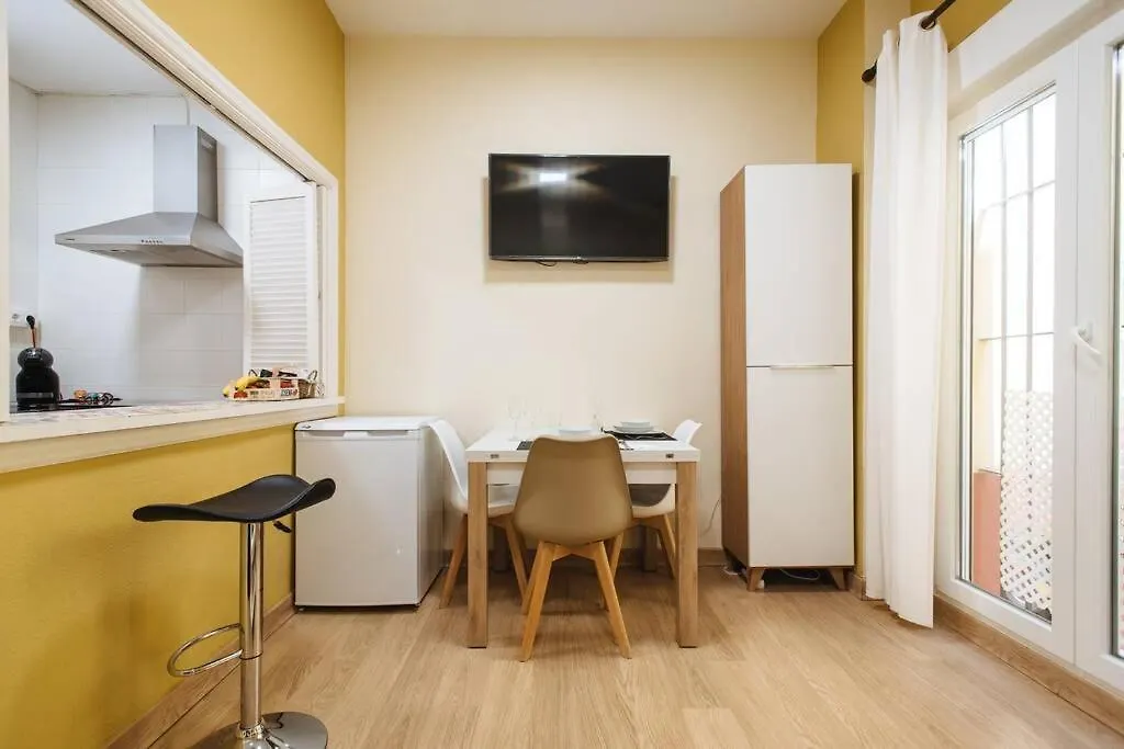 Cozy And Well Located Apartment In The Center Of Seville